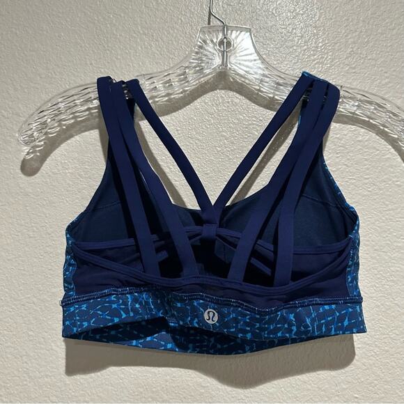 Lululemon Bra Energy SZ 4 - Picture 7 of 8